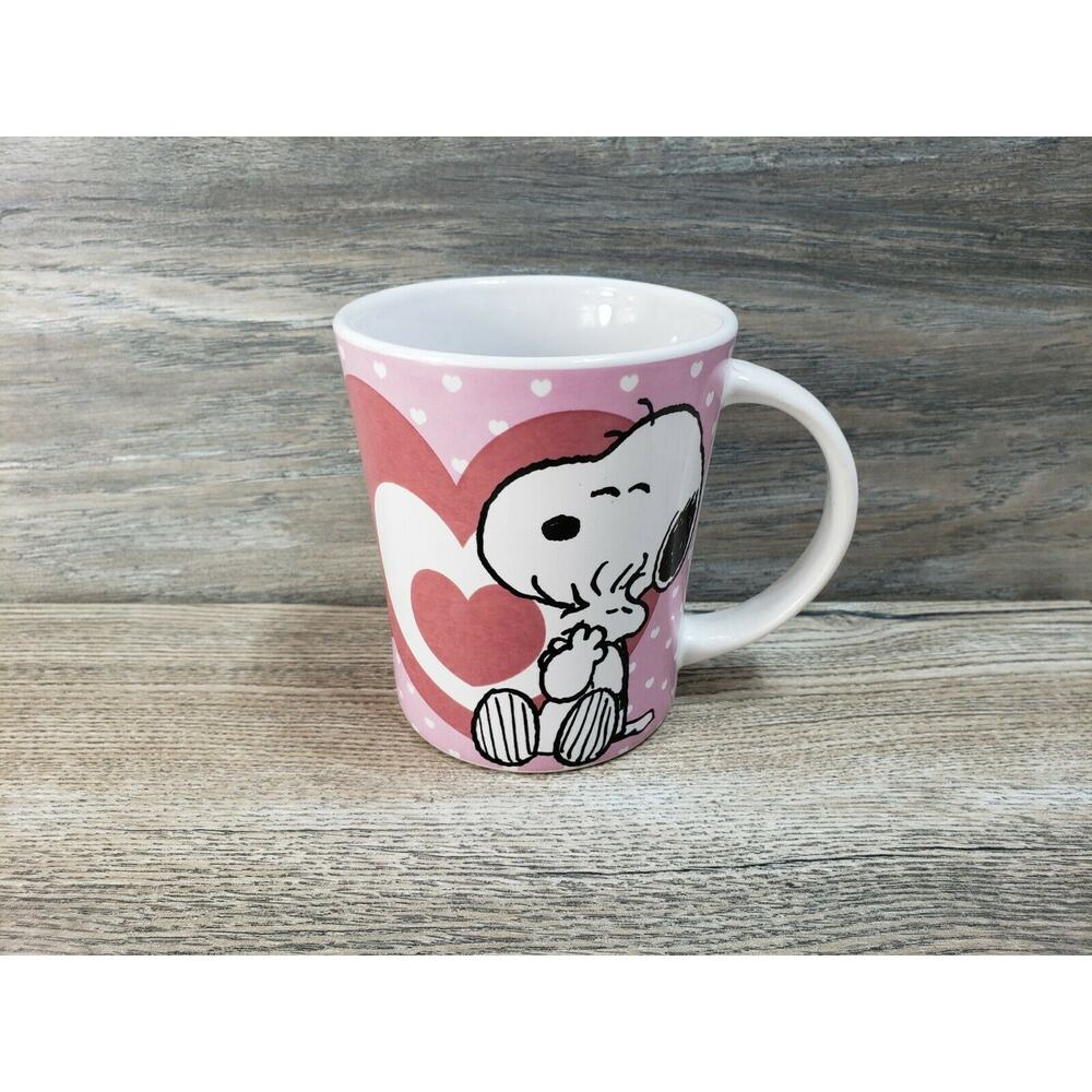 Peanuts Snoopy Hearts Love Valentines Day Coffee Mug